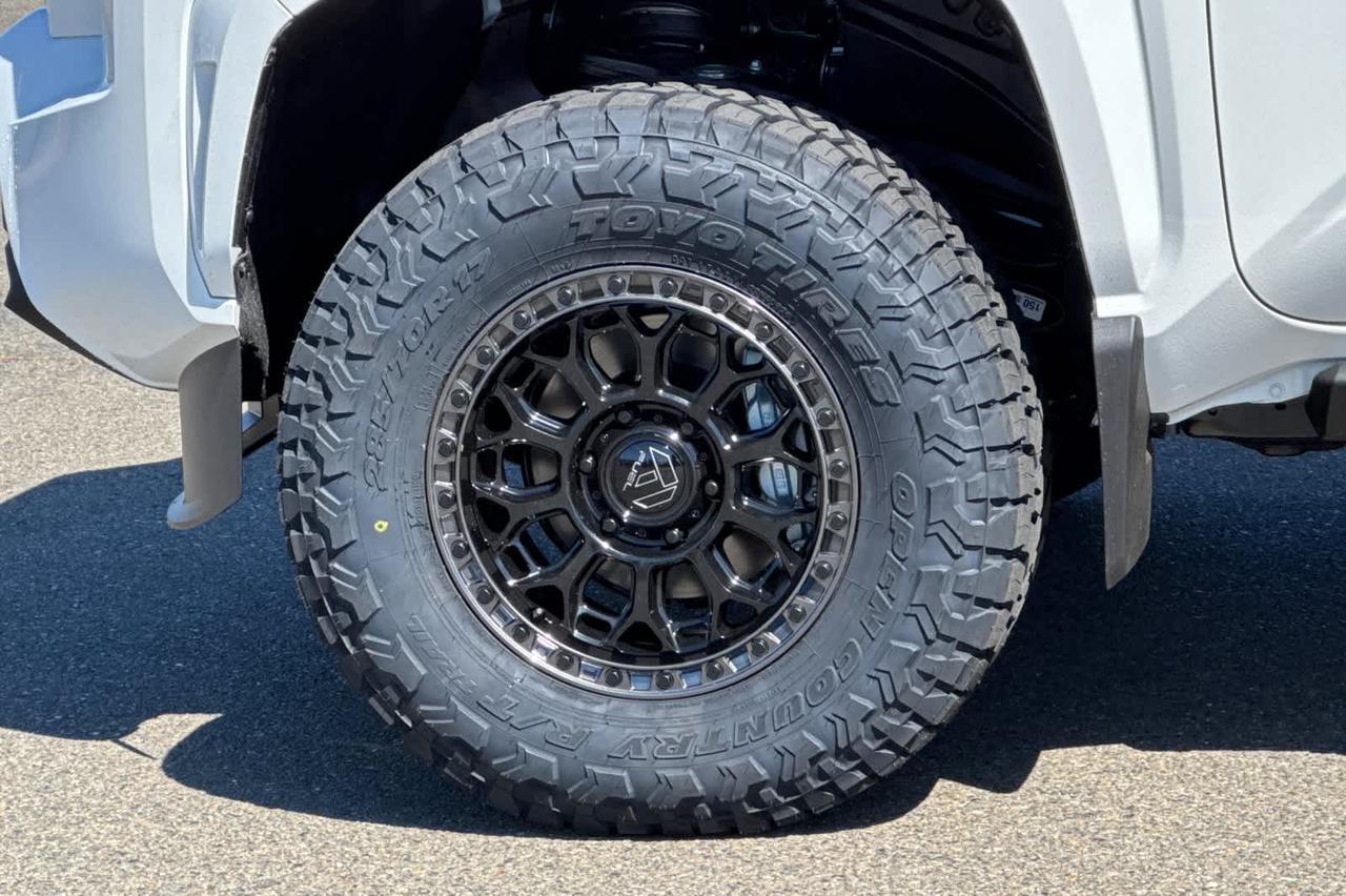 2026 Toyota Tacoma SR5 Roseville CA