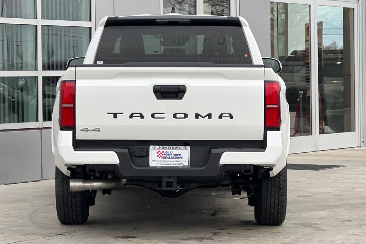 2026 Toyota Tacoma SR5 Ontario OR