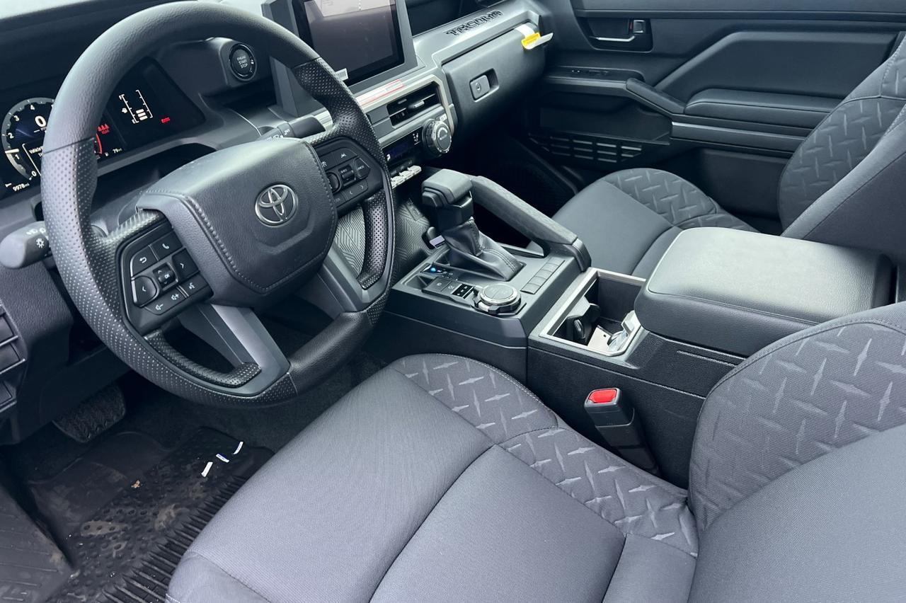 2026 Toyota Tacoma SR5 Ontario OR