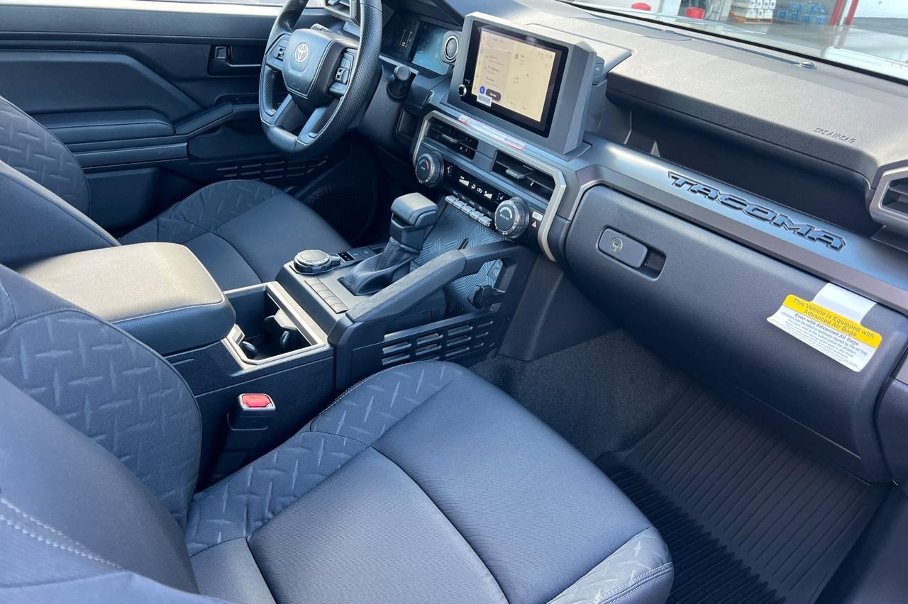 2026 Toyota Tacoma SR5 Ontario OR