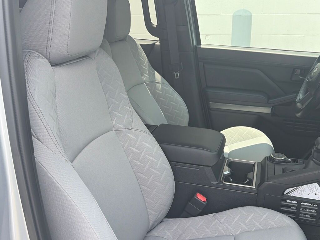 2026 Toyota Tacoma SR5 Fredericksburg VA
