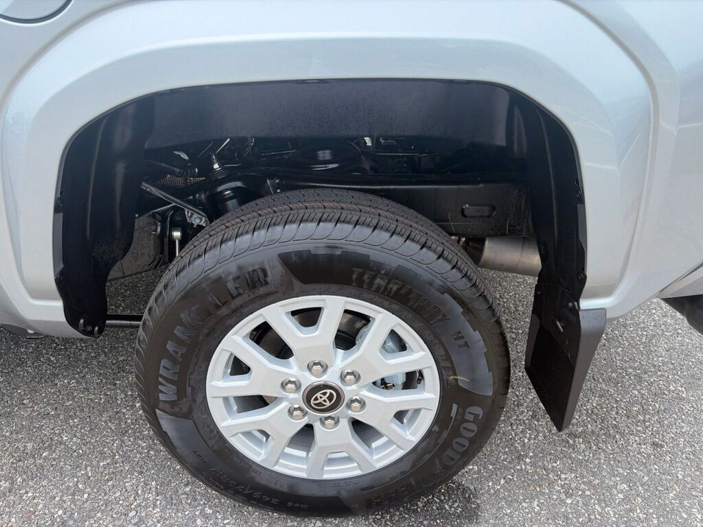 2026 Toyota Tacoma SR5 Fredericksburg VA