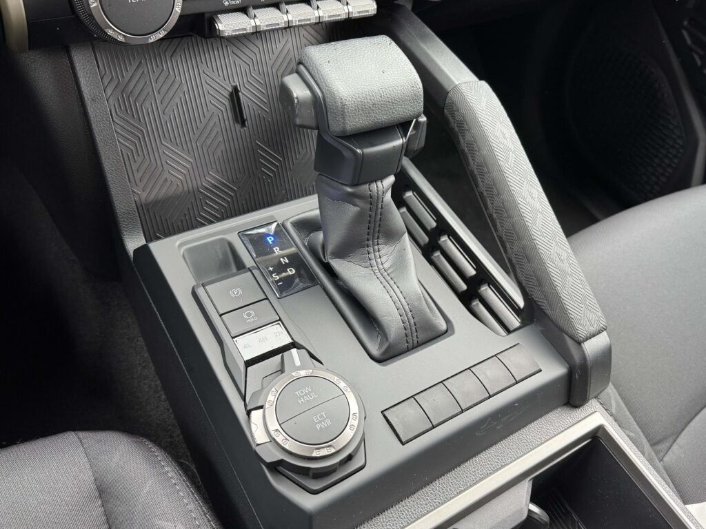 2026 Toyota Tacoma SR5 Fredericksburg VA