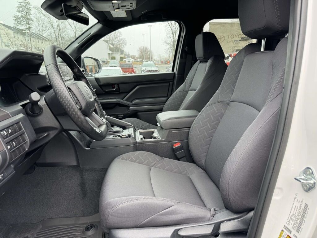 2026 Toyota Tacoma SR5 Fredericksburg VA