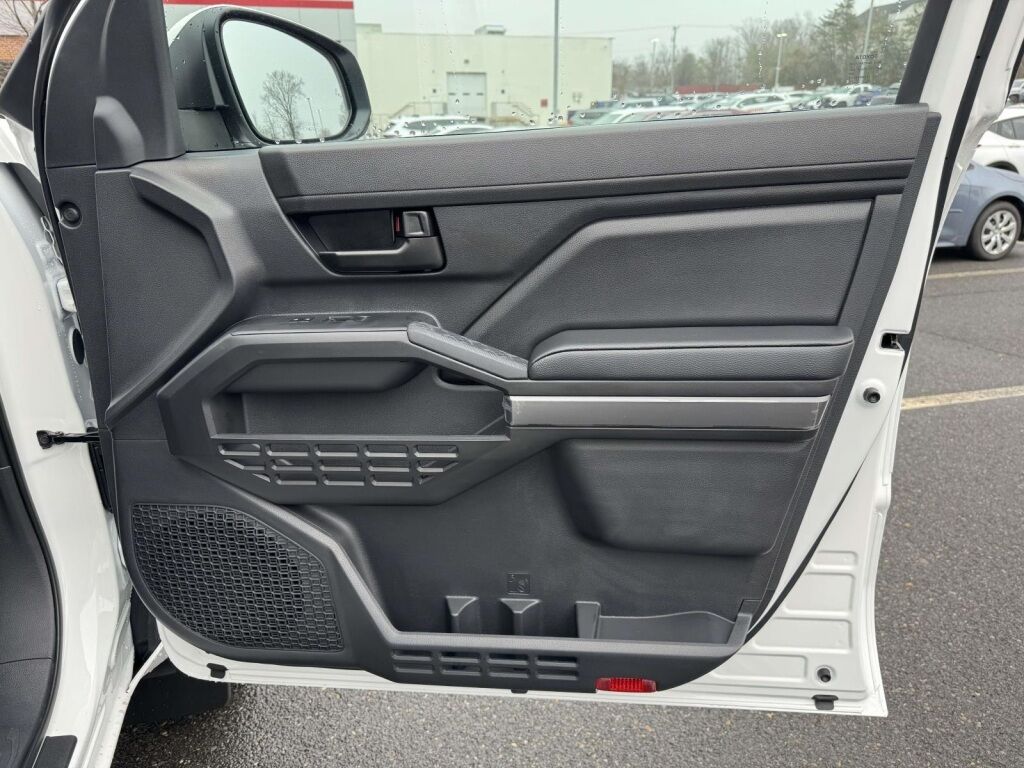 2026 Toyota Tacoma SR5 Fredericksburg VA