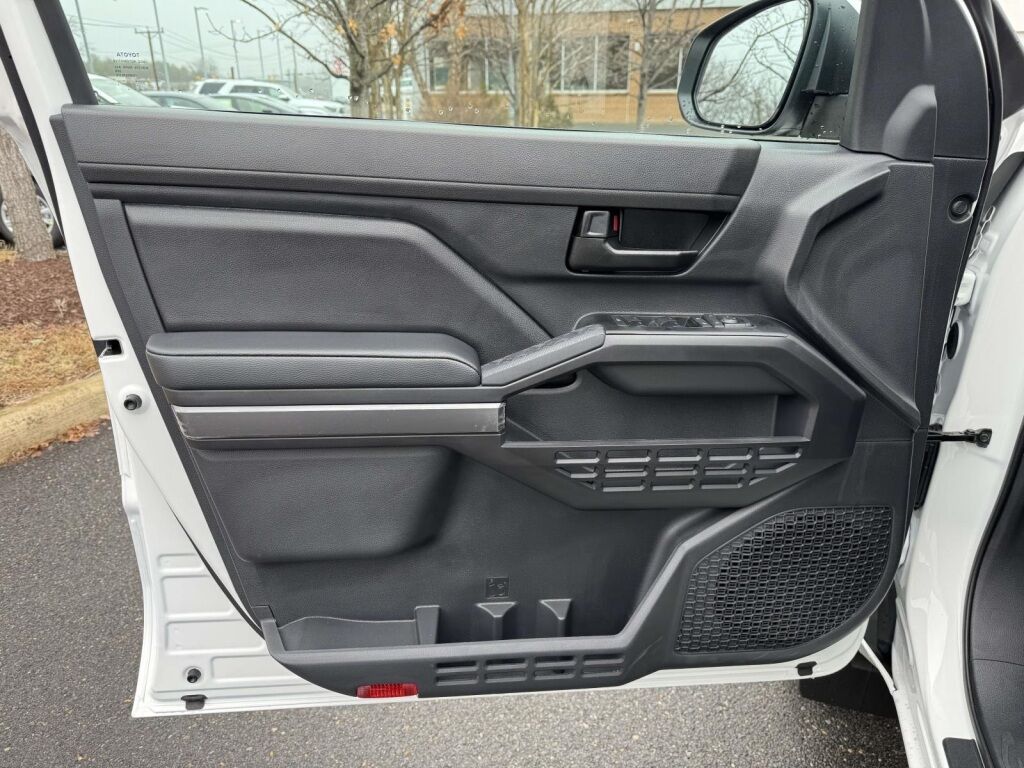 2026 Toyota Tacoma SR5 Fredericksburg VA