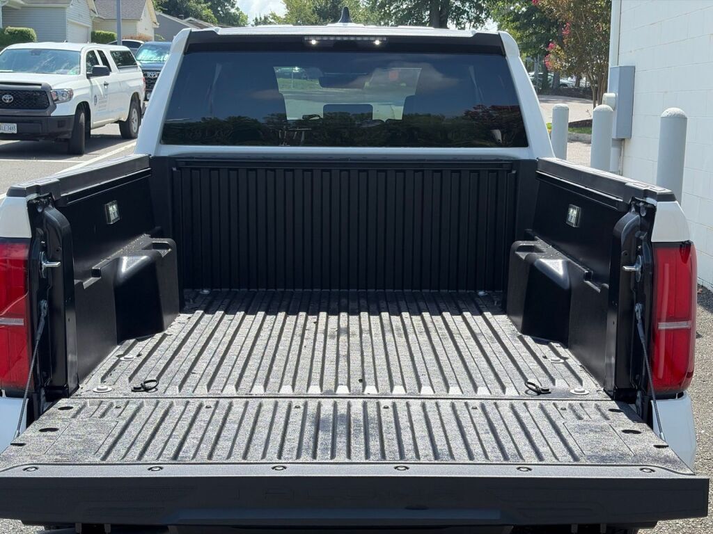 2026 Toyota Tacoma SR5 Fredericksburg VA