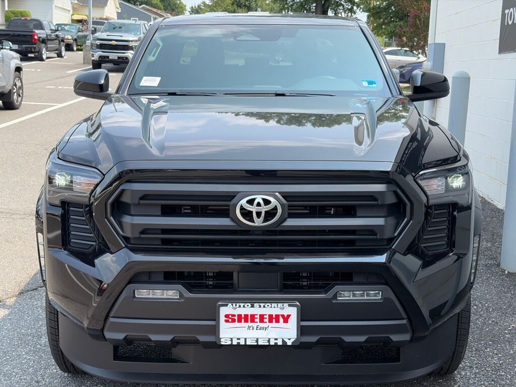 2026 Toyota Tacoma SR5 Fredericksburg VA