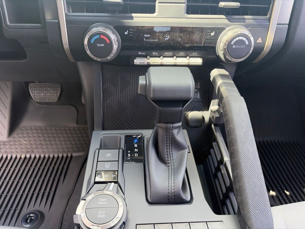 2026 Toyota Tacoma SR5 Fredericksburg VA