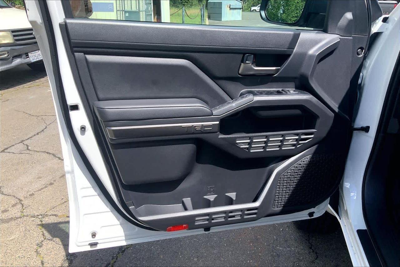 2026 Toyota Tacoma TRD Off Road Hybrid Folsom CA