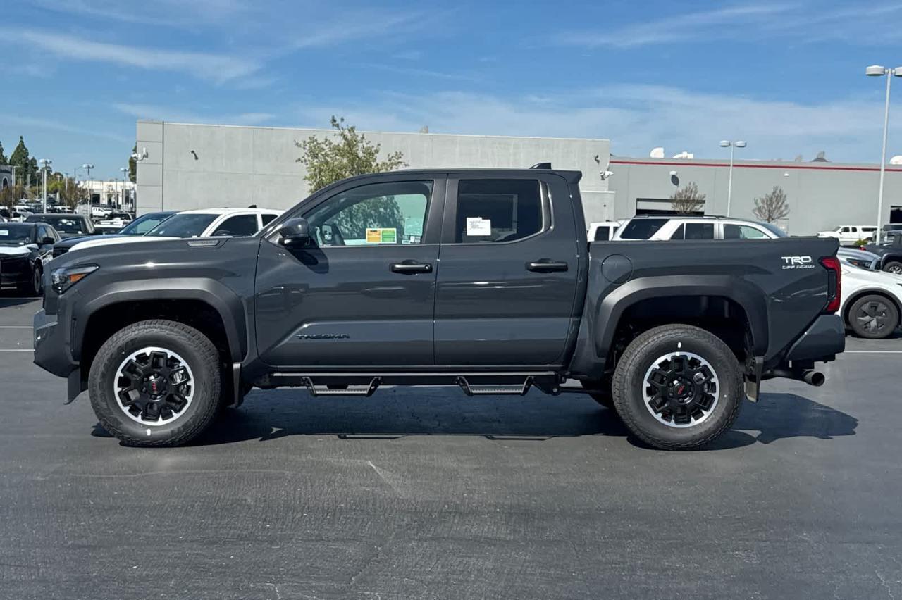 2026 Toyota Tacoma TRD Off Road Hybrid Roseville CA