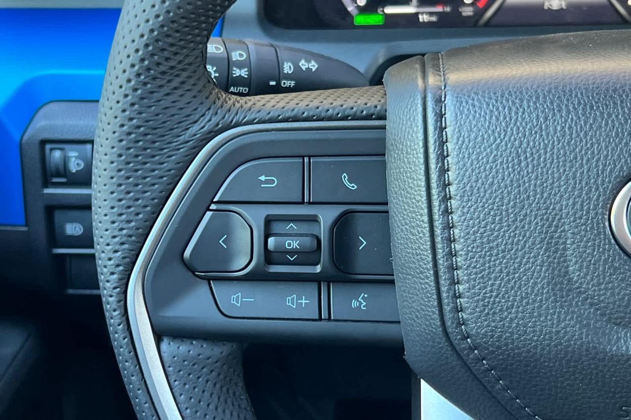 2026 Toyota Tacoma TRD Off Road Hybrid Roseville CA