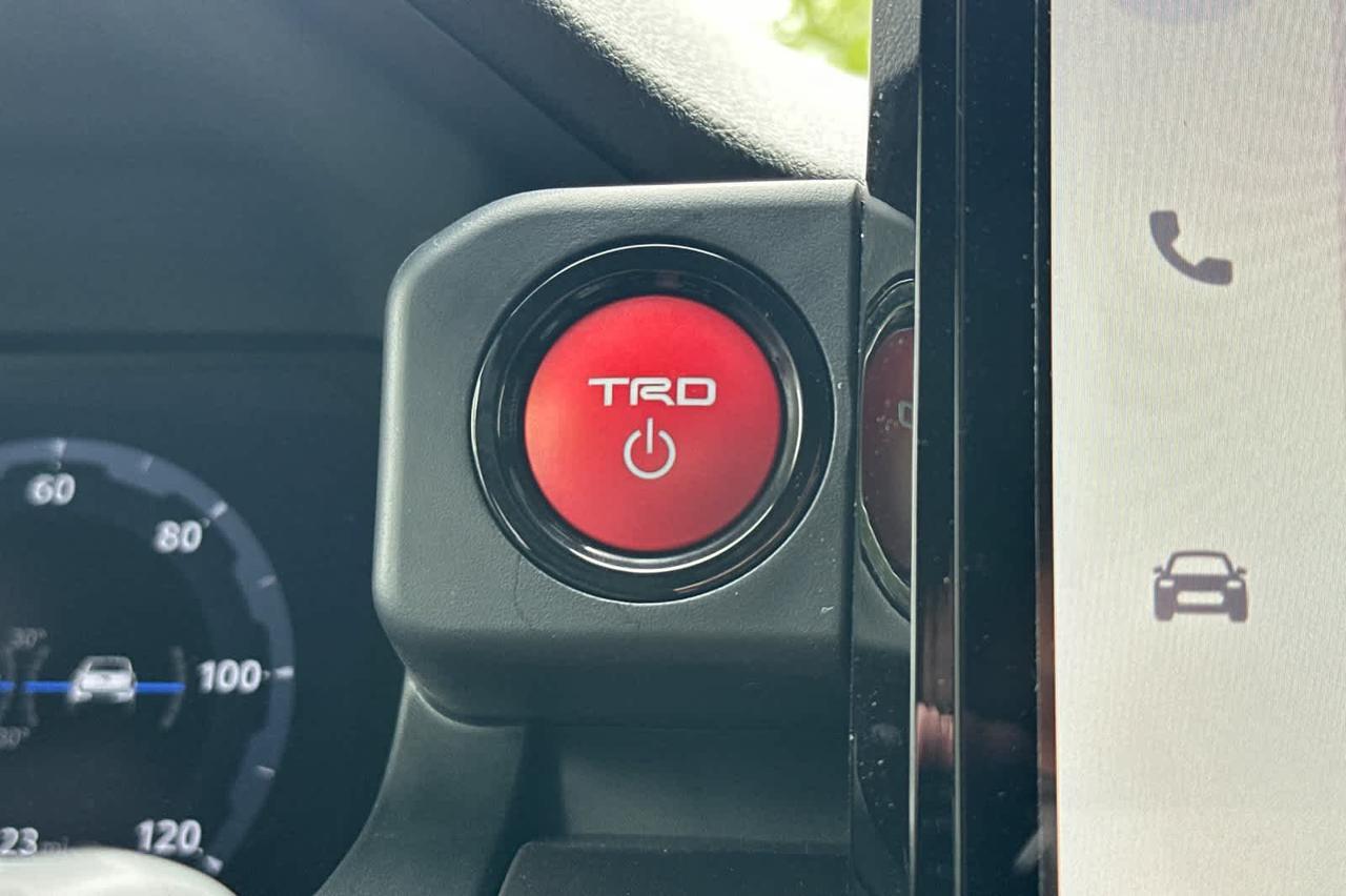 2026 Toyota Tacoma TRD Off Road Hybrid Roseville CA