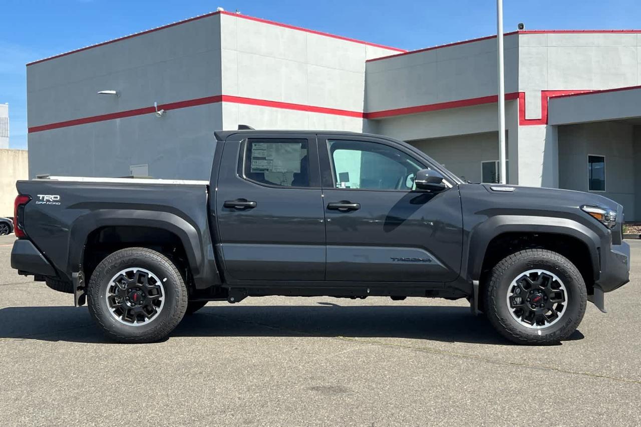 2026 Toyota Tacoma TRD Off Road Hybrid Roseville CA