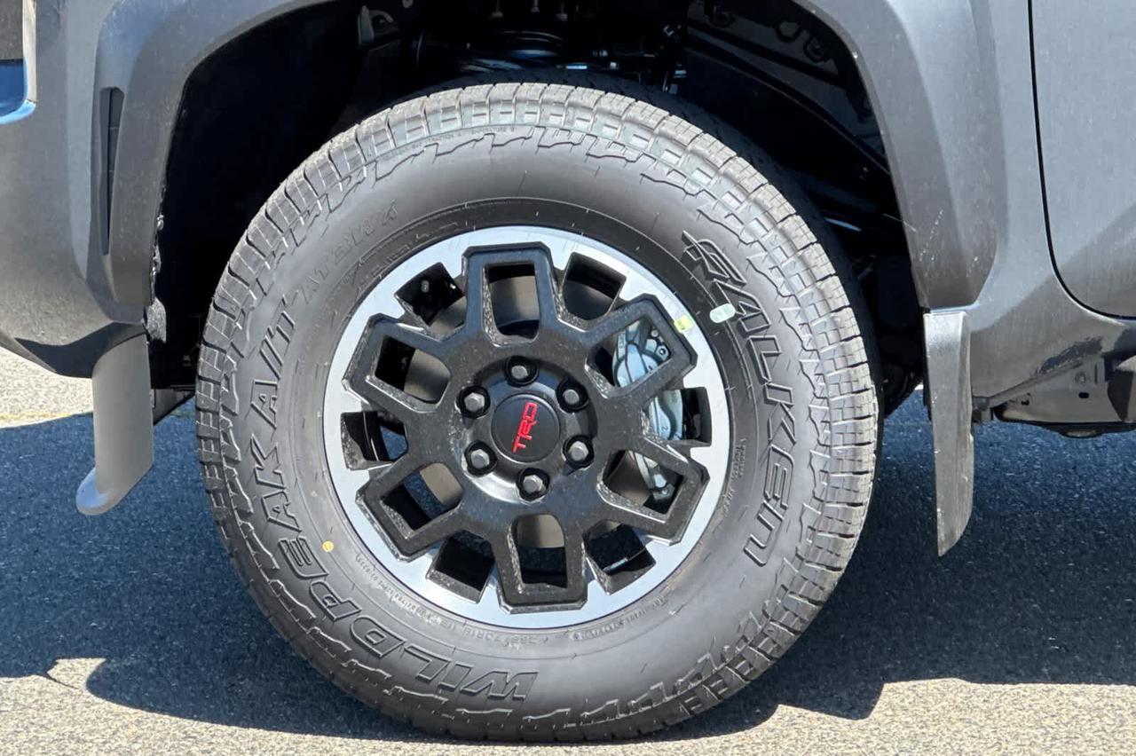 2026 Toyota Tacoma TRD Off Road Hybrid Roseville CA