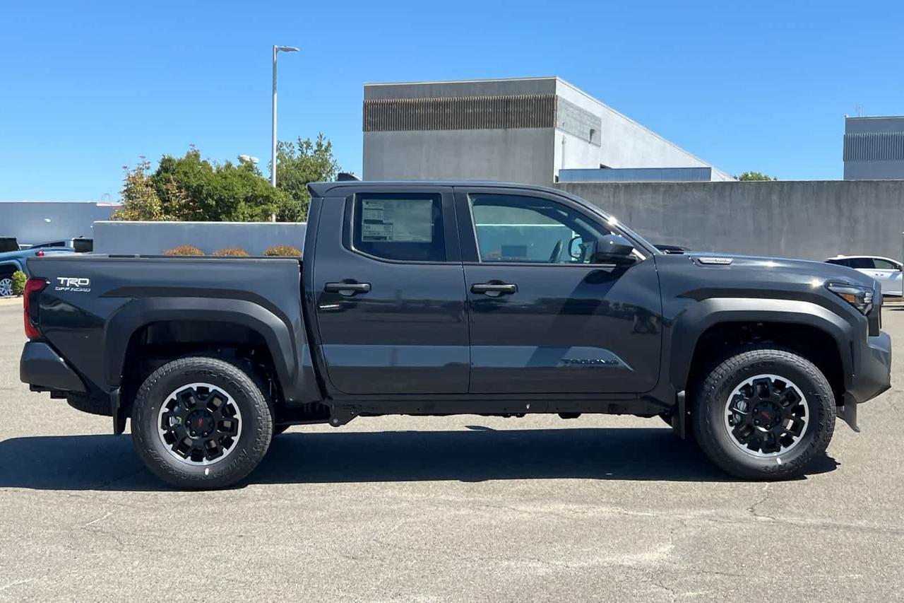 2026 Toyota Tacoma TRD Off Road Hybrid Roseville CA