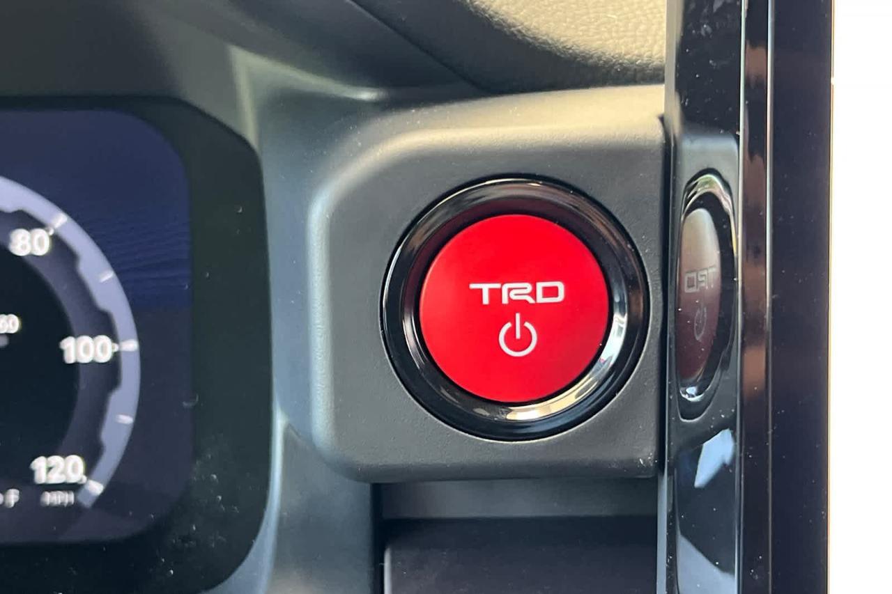 2026 Toyota Tacoma TRD Off Road Hybrid Roseville CA