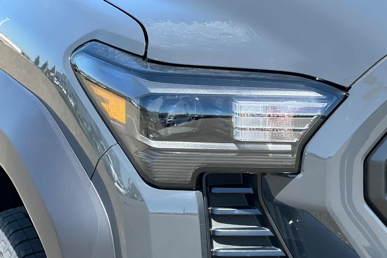 2026 Toyota Tacoma TRD Off Road Hybrid Roseville CA