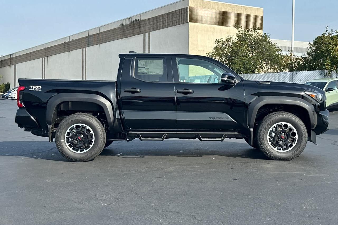 2026 Toyota Tacoma TRD Off Road Hybrid Roseville CA