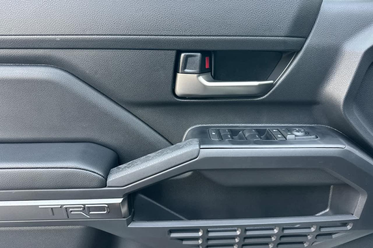 2026 Toyota Tacoma TRD Off Road Hybrid Roseville CA