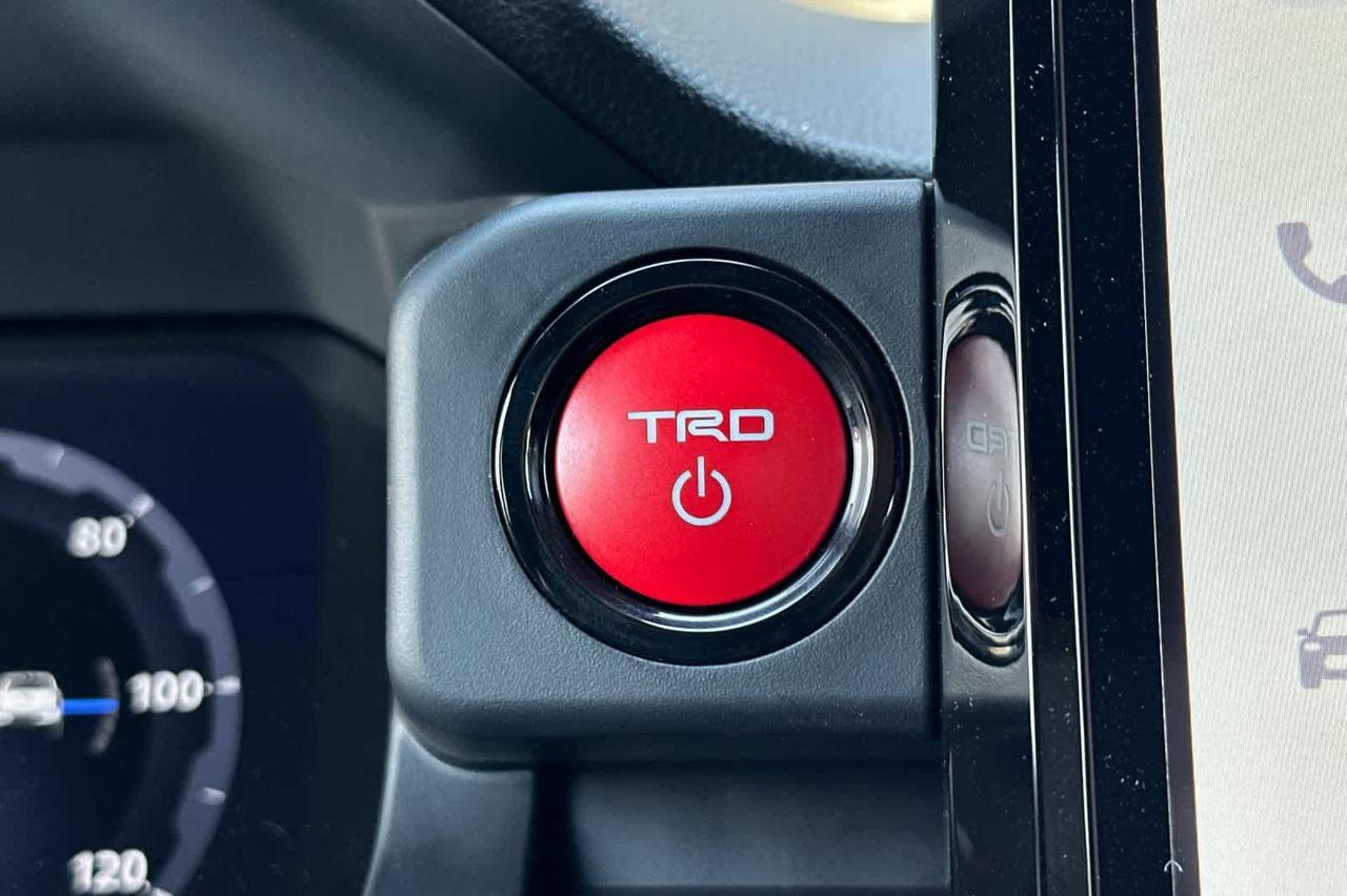 2026 Toyota Tacoma TRD Off Road Hybrid Roseville CA