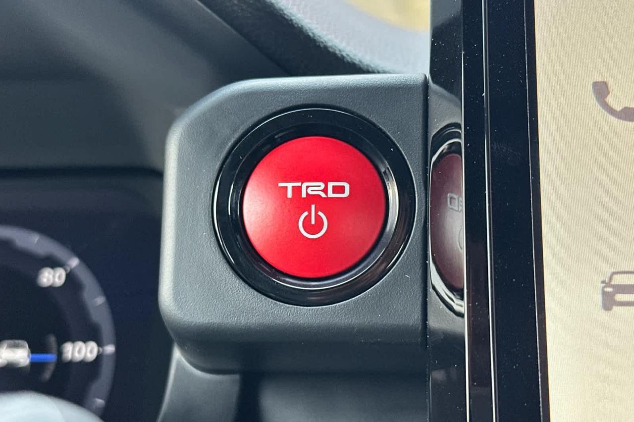 2026 Toyota Tacoma TRD Off Road Hybrid Roseville CA