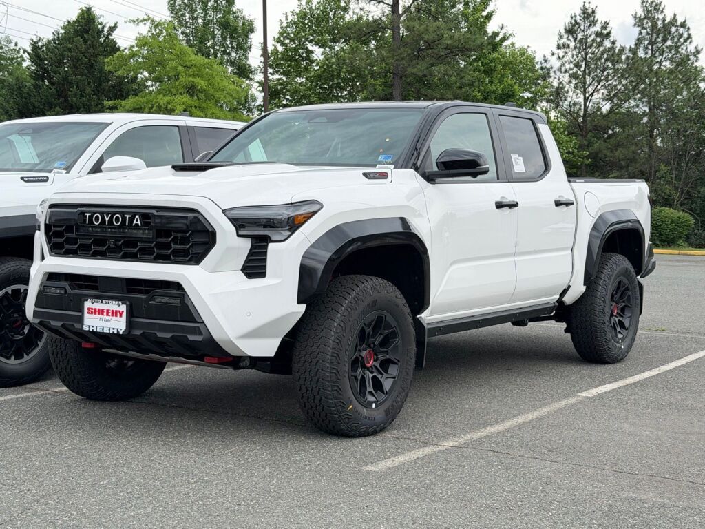 2026 Toyota Tacoma i-FORCE MAX TRD Pro