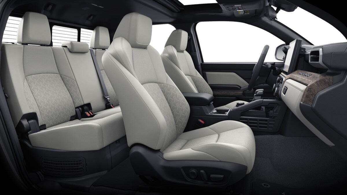 2026 Toyota Tacoma i-FORCE MAX Tacoma Limited Roseville CA