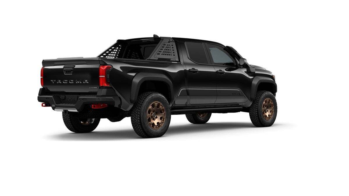 2026 Toyota Tacoma i-FORCE MAX Tacoma Trailhunter Roseville CA