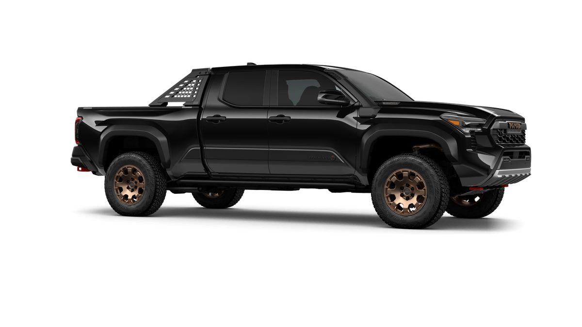 2026 Toyota Tacoma i-FORCE MAX Tacoma Trailhunter Roseville CA