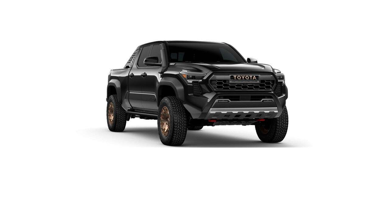 2026 Toyota Tacoma i-FORCE MAX Tacoma Trailhunter Roseville CA