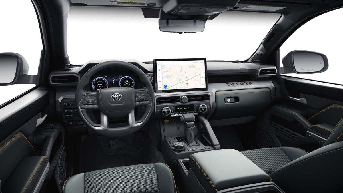 2026 Toyota Tacoma i-FORCE MAX Tacoma Trailhunter Roseville CA