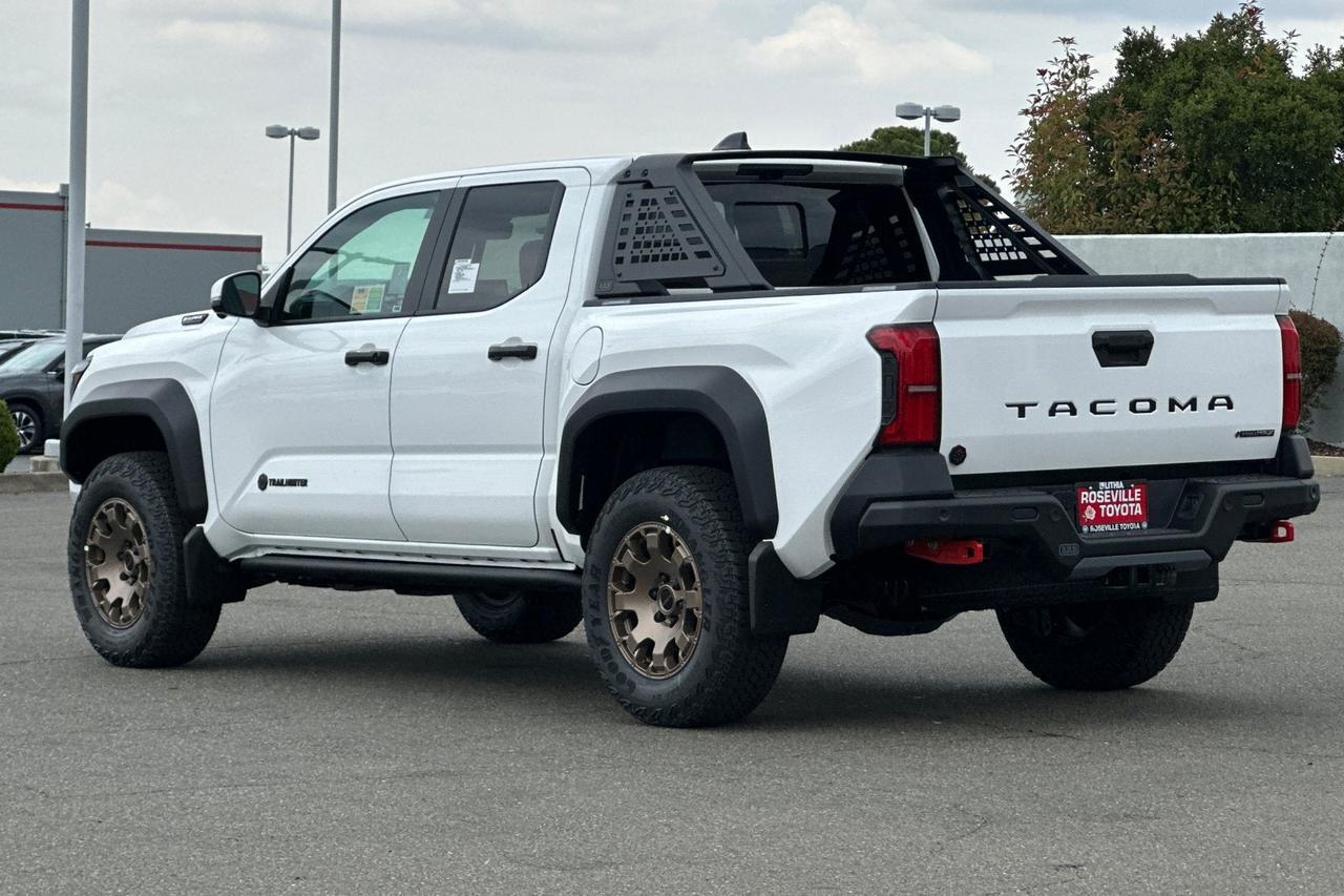 2026 Toyota Tacoma i-FORCE MAX Tacoma Trailhunter Roseville CA