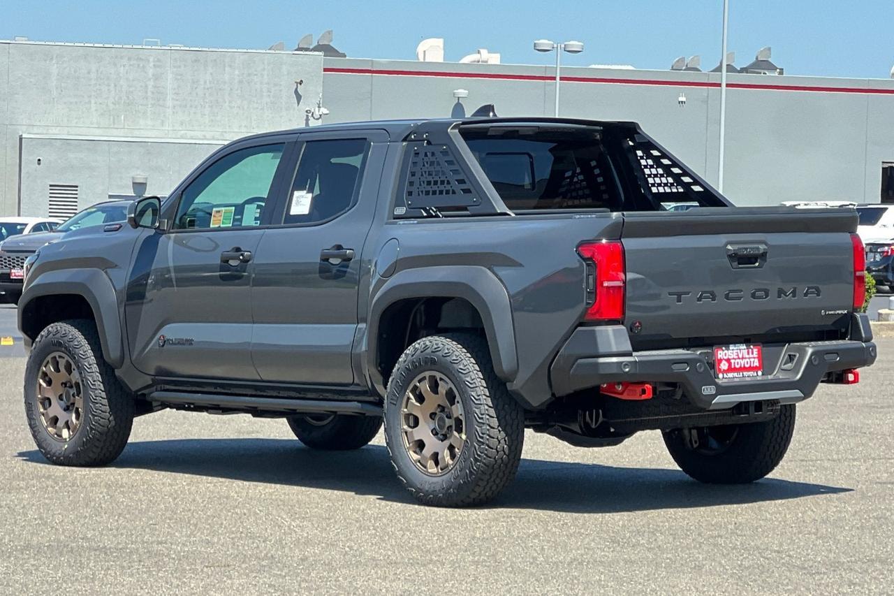 2026 Toyota Tacoma i-FORCE MAX Tacoma Trailhunter Roseville CA