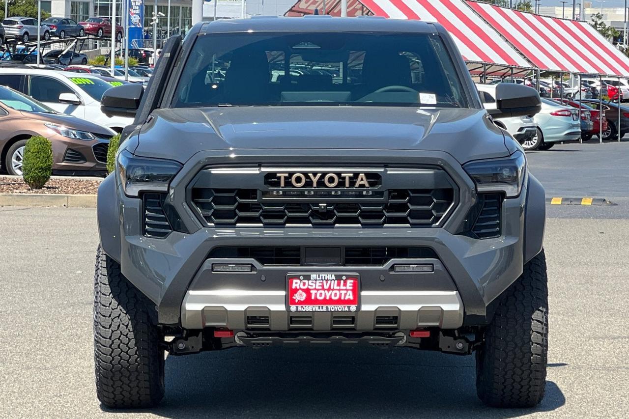 2026 Toyota Tacoma i-FORCE MAX Tacoma Trailhunter Roseville CA