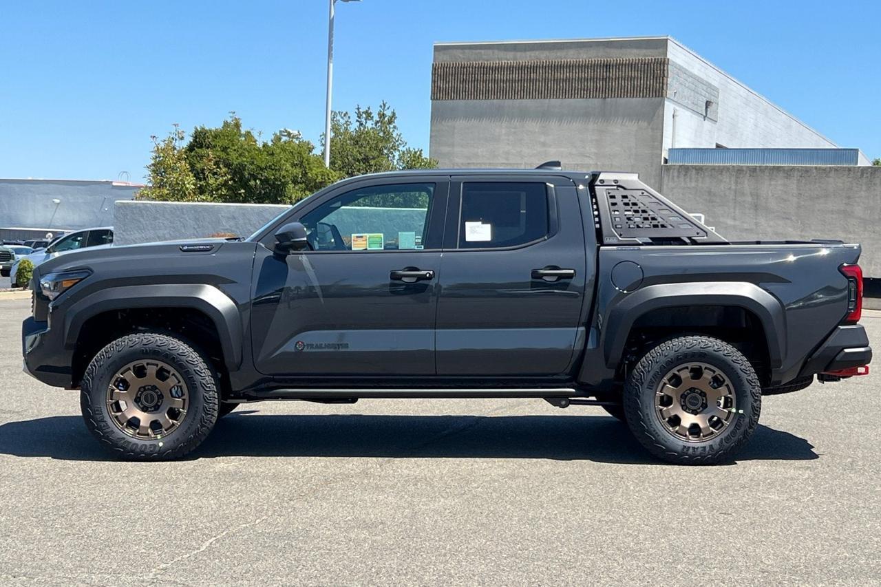2026 Toyota Tacoma i-FORCE MAX Tacoma Trailhunter Roseville CA