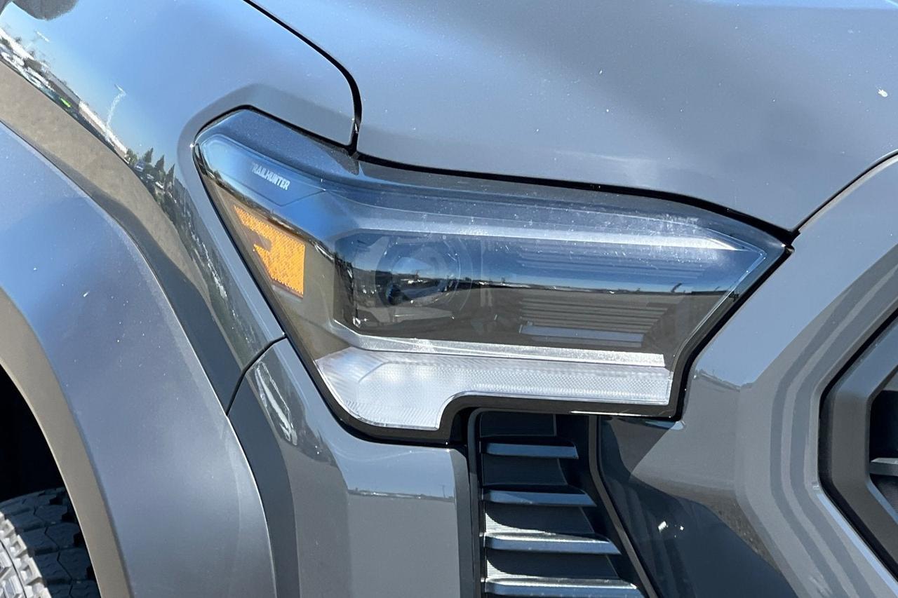 2026 Toyota Tacoma i-FORCE MAX Tacoma Trailhunter Roseville CA