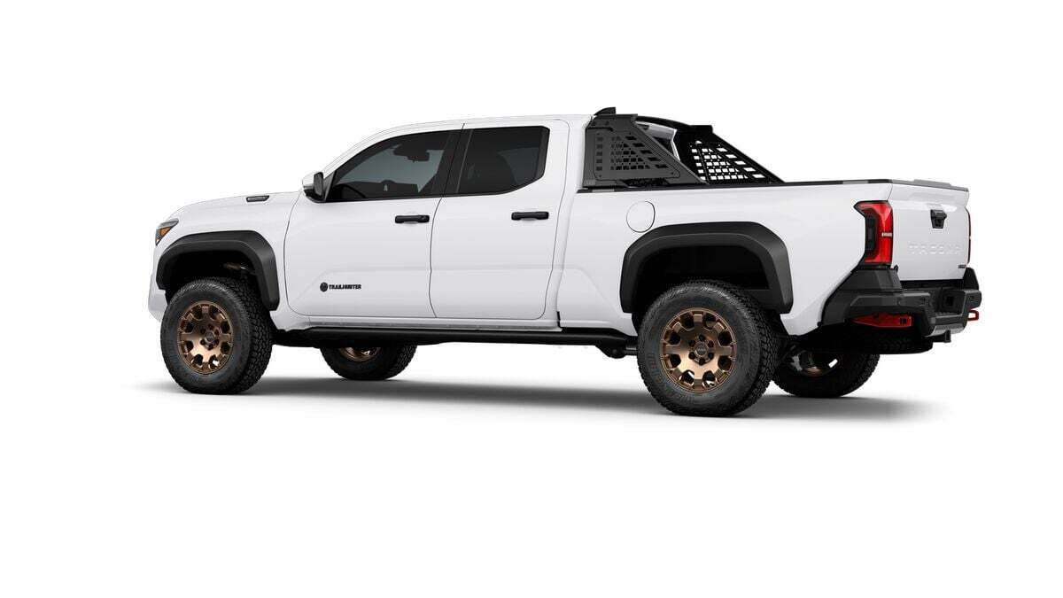 2026 Toyota Tacoma i-FORCE MAX Trailhunter Stafford VA