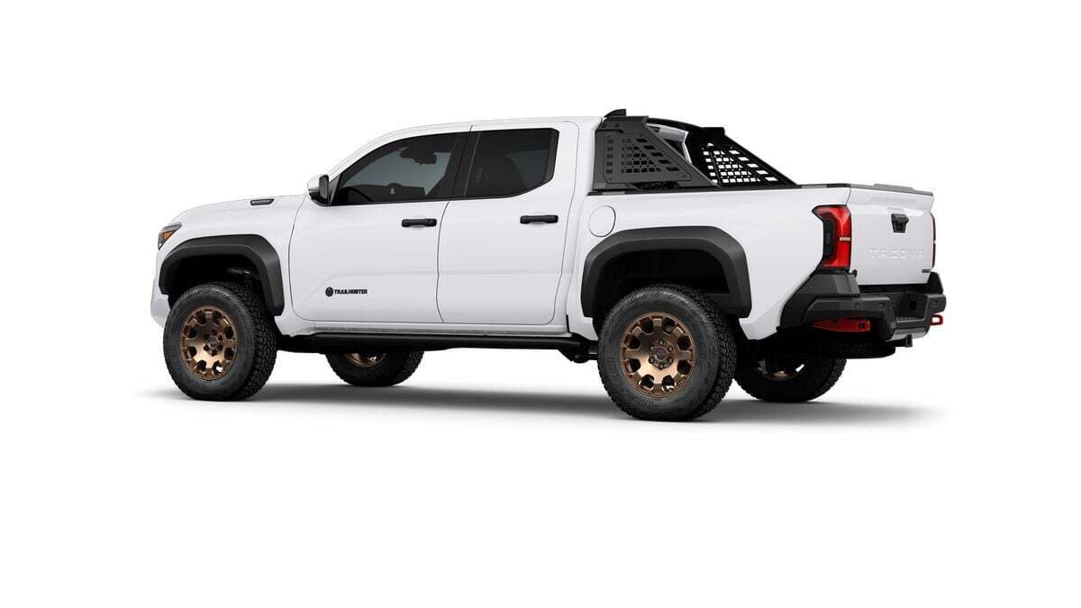2026 Toyota Tacoma i-FORCE MAX Trailhunter Fredericksburg VA