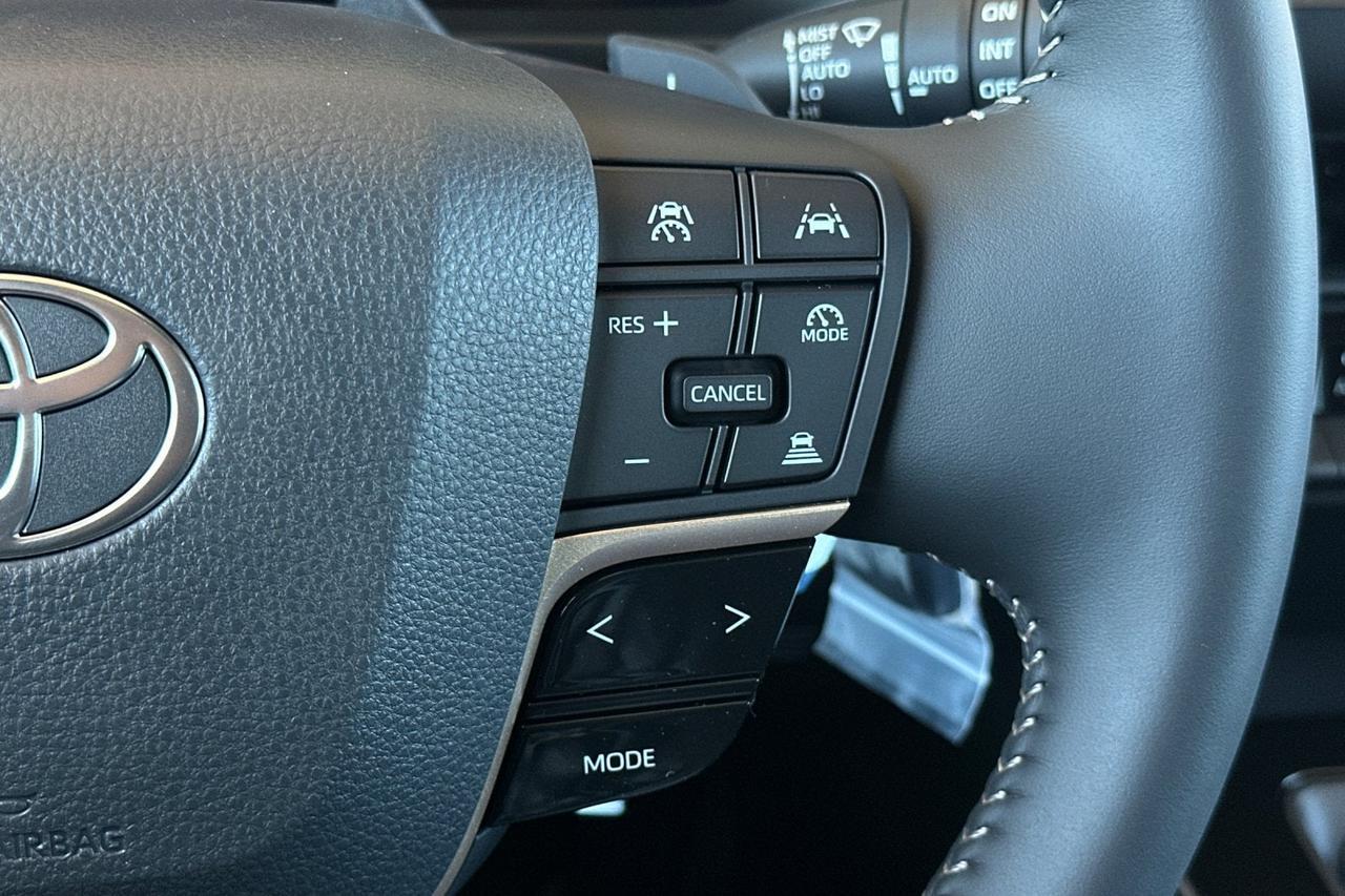 2026 Toyota Toyota Crown Signia Limited Roseville CA