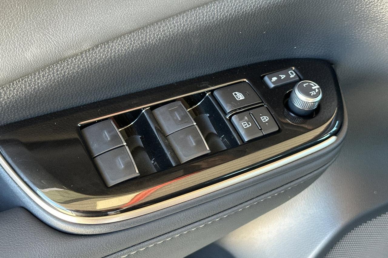 2026 Toyota Toyota Crown Signia Limited Roseville CA