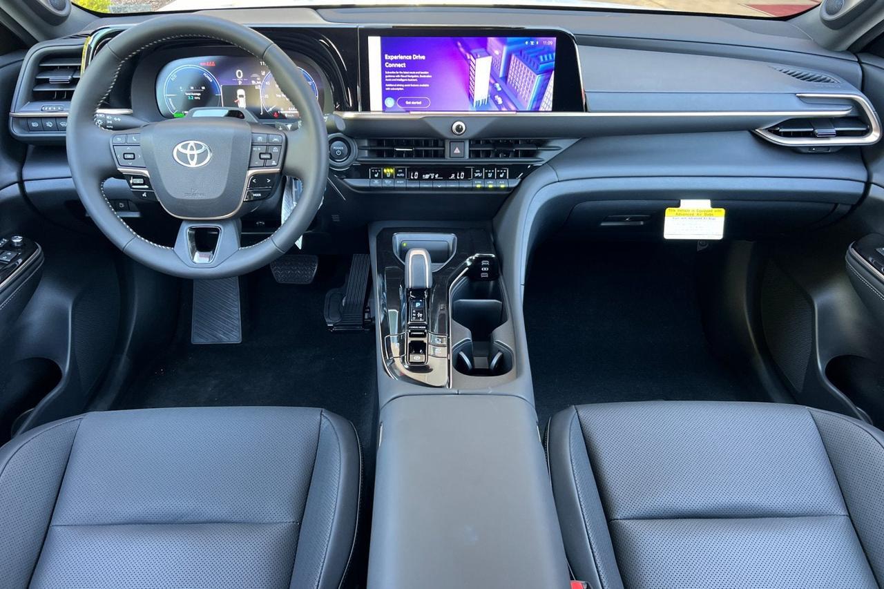 2026 Toyota Toyota Crown Signia Limited