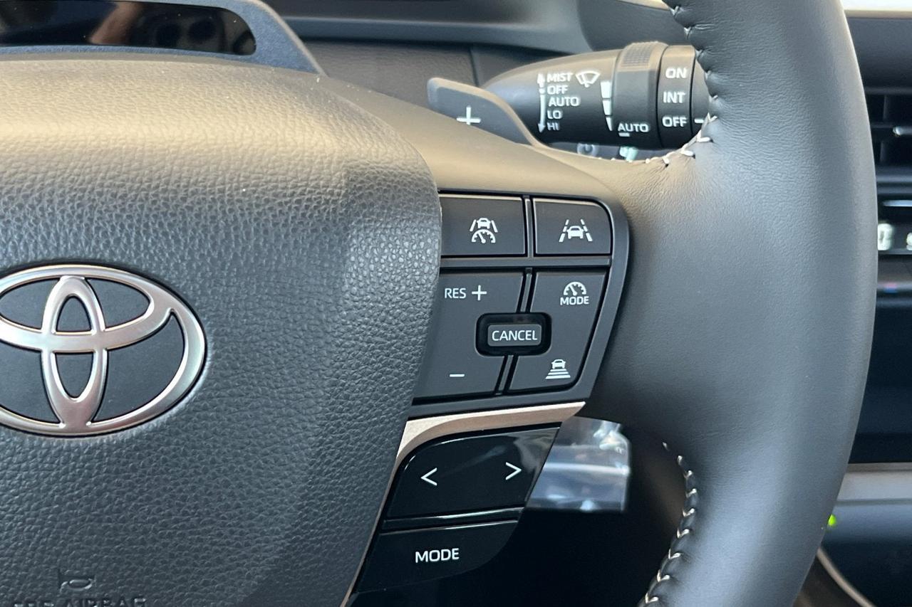 2026 Toyota Toyota Crown Signia Limited Roseville CA