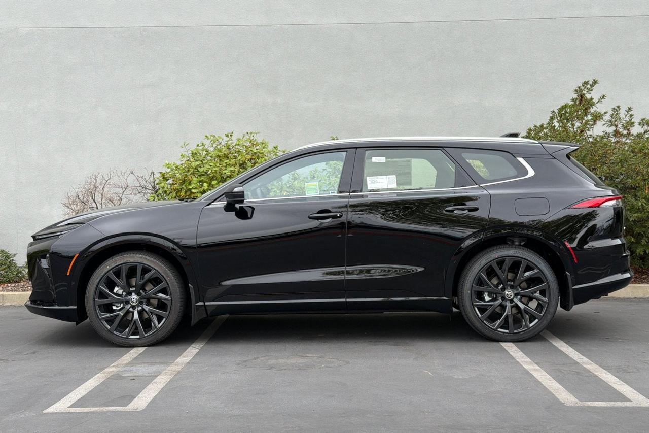 2026 Toyota Toyota Crown Signia Limited Roseville CA