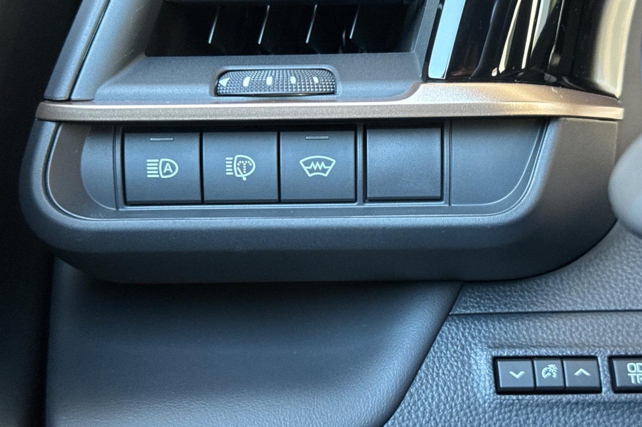 2026 Toyota Toyota Crown Signia Limited Roseville CA