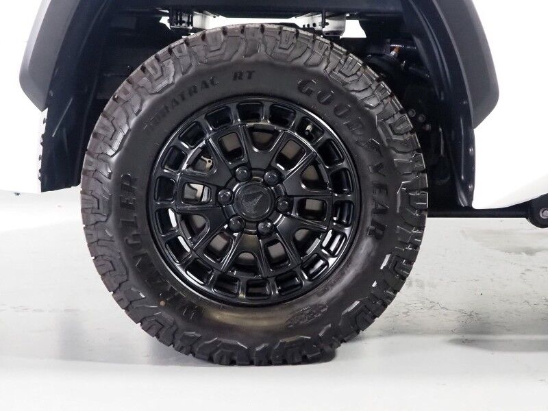 2026 Toyota Tundra 2WD SR5 CrewMax *OFF ROAD BLACKOUT PACKAGE, ADAPTIVE CRUISE, SAFETY ALERTS, COLOR TOUCHSCREEN, BLACK ALLOY WHEELS, SPRAY-ON BED LINER, APPLE & ANDROID Round Rock TX