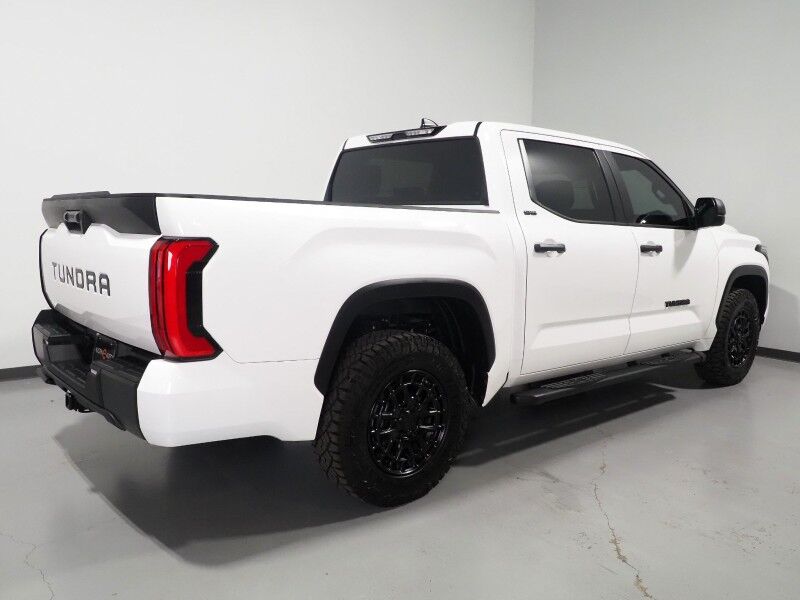 2026 Toyota Tundra 2WD SR5 CrewMax *OFF ROAD BLACKOUT PACKAGE, ADAPTIVE CRUISE, SAFETY ALERTS, COLOR TOUCHSCREEN, BLACK ALLOY WHEELS, SPRAY-ON BED LINER, APPLE & ANDROID Round Rock TX