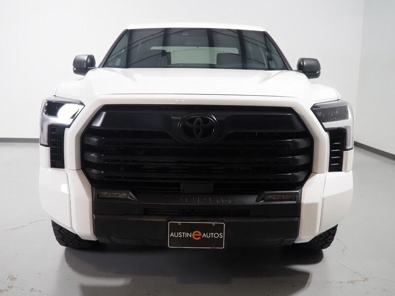 2026 Toyota Tundra 2WD SR5 CrewMax *OFF ROAD BLACKOUT PACKAGE, ADAPTIVE CRUISE, SAFETY ALERTS, COLOR TOUCHSCREEN, BLACK ALLOY WHEELS, SPRAY-ON BED LINER, APPLE & ANDROID Round Rock TX