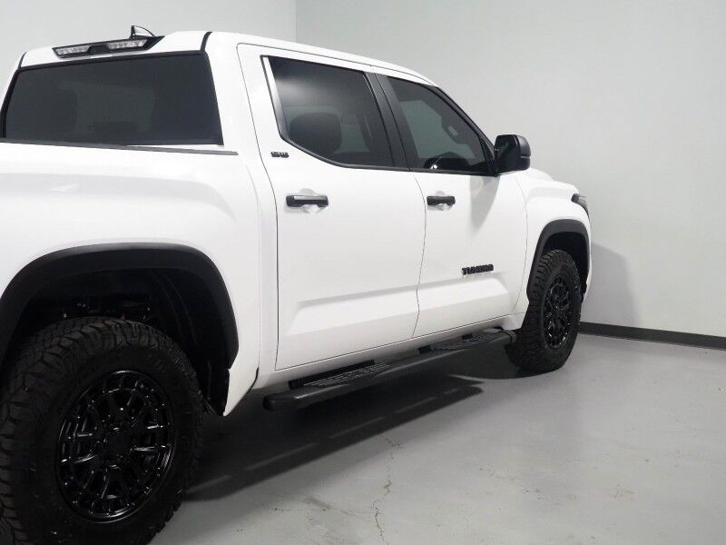 2026 Toyota Tundra 2WD SR5 CrewMax *OFF ROAD BLACKOUT PACKAGE, ADAPTIVE CRUISE, SAFETY ALERTS, COLOR TOUCHSCREEN, BLACK ALLOY WHEELS, SPRAY-ON BED LINER, APPLE & ANDROID Round Rock TX