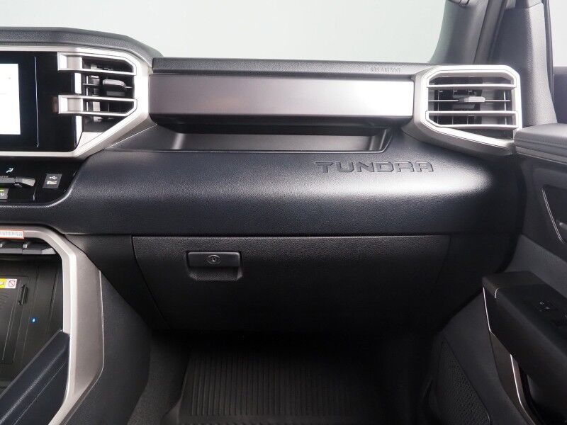 2026 Toyota Tundra 2WD SR5 CrewMax *OFF ROAD BLACKOUT PACKAGE, ADAPTIVE CRUISE, SAFETY ALERTS, COLOR TOUCHSCREEN, BLACK ALLOY WHEELS, SPRAY-ON BED LINER, APPLE & ANDROID Round Rock TX